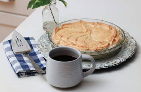 Pie with meringue and coffee